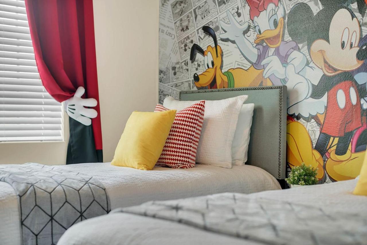Five Bedrooms Single Family 4759 基西米 外观 照片