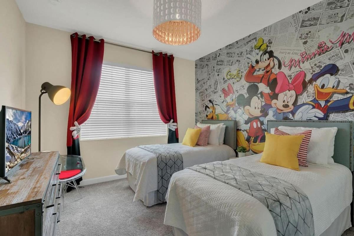 Five Bedrooms Single Family 4759 基西米 外观 照片