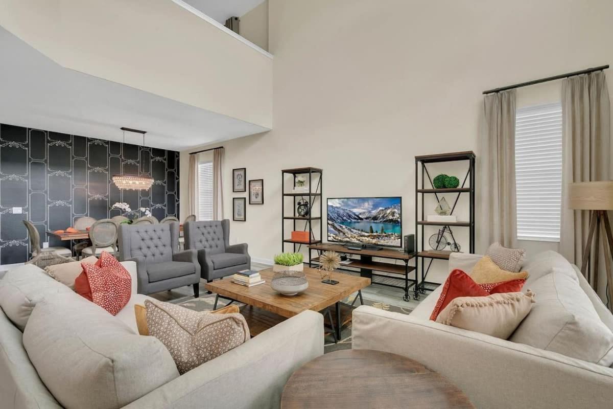 Five Bedrooms Single Family 4759 基西米 外观 照片