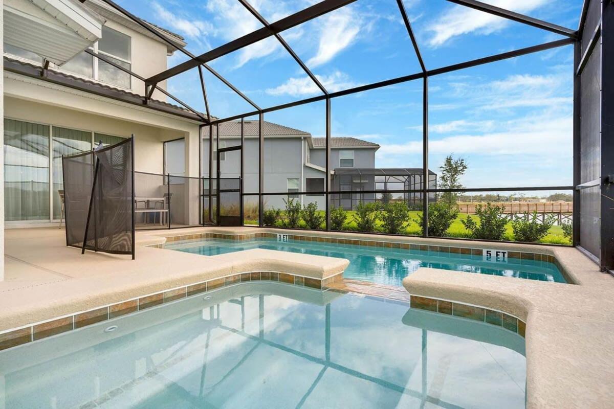 Five Bedrooms Single Family 4759 基西米 外观 照片